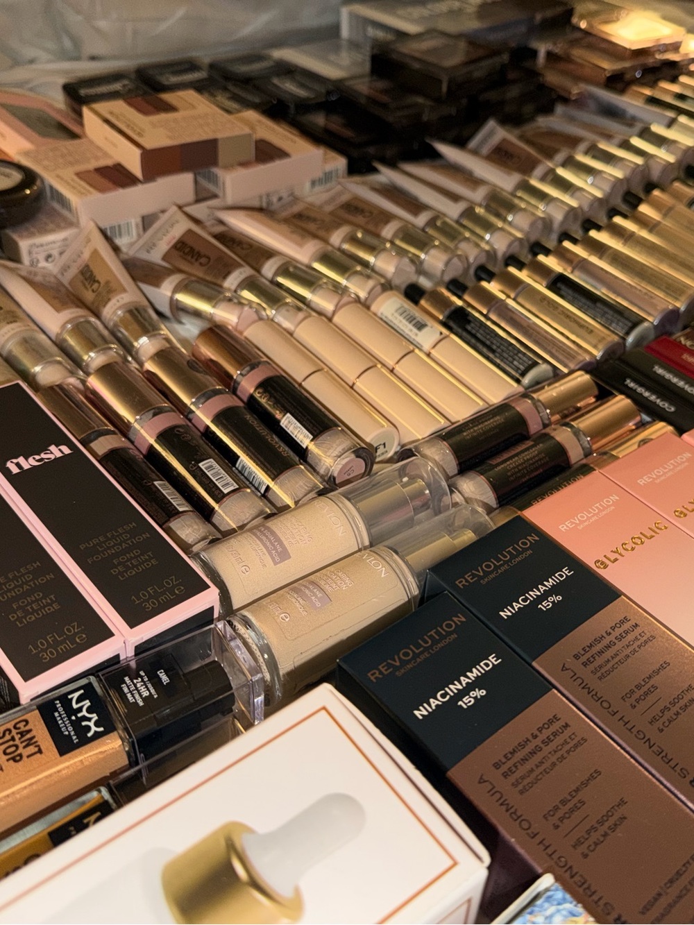 *Mystery box makeup & skincare assortment bundle lot wholesale bulk